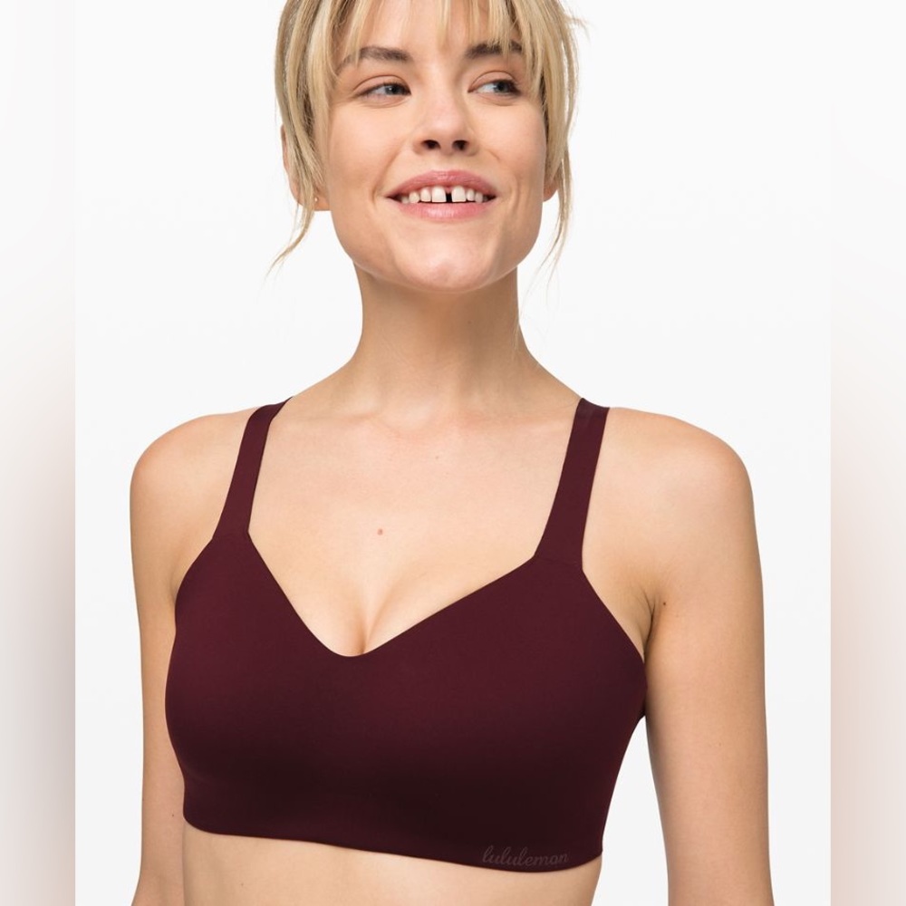Lululemon Hold True Bra NWOT
